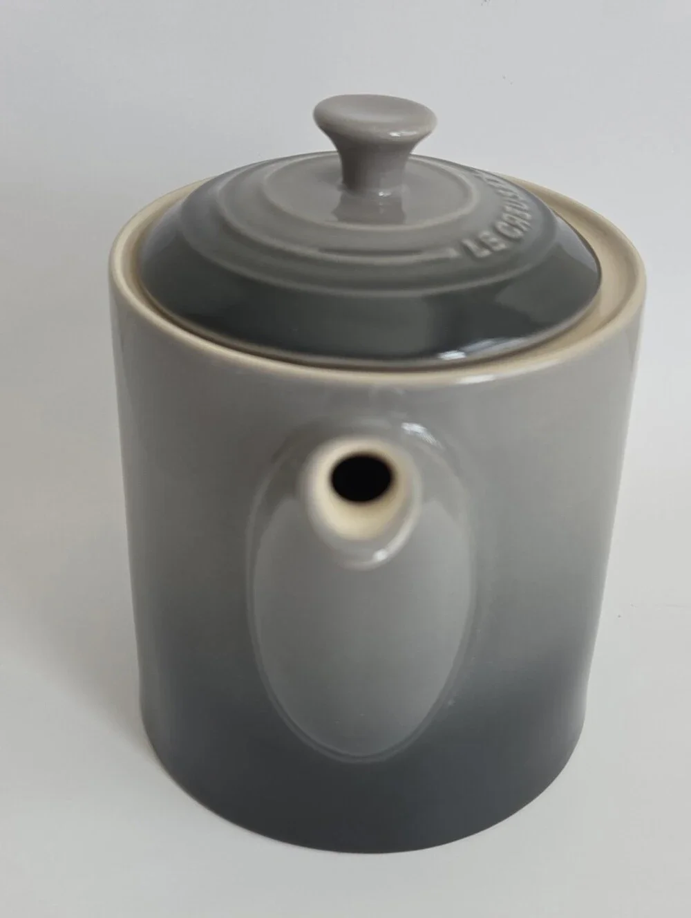 Le Creuset Grand Teapot 1.3 Liter FLINT GRAY Stoneware 2nd Choice